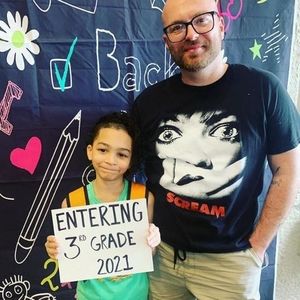 Meet your Posher, Christopher